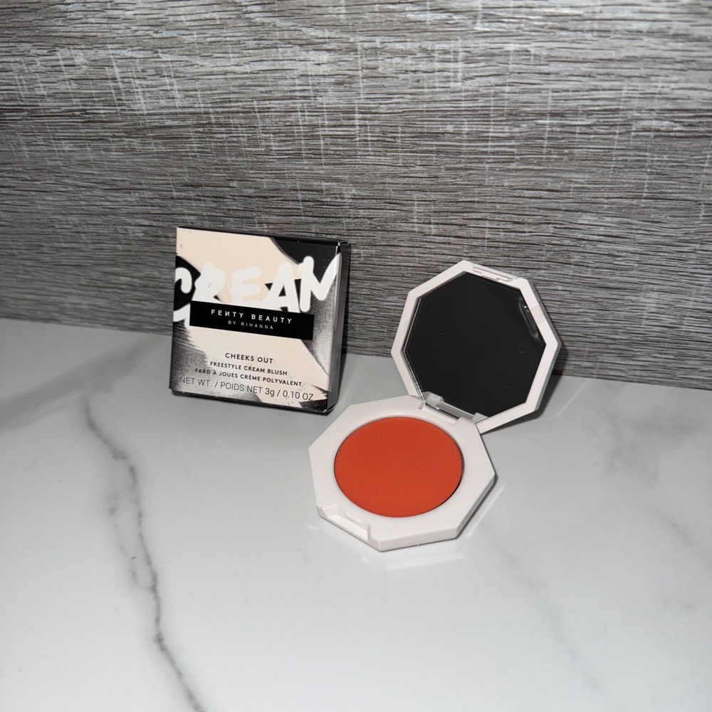 Fenty Beauty Peach Face Cream Blush